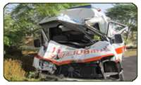 متلاشی  شدن آمبولانس فوریتهای پزشکی کاشان توسط کامیون